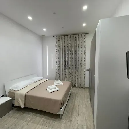 Airport Serenity Bed & Breakfast *